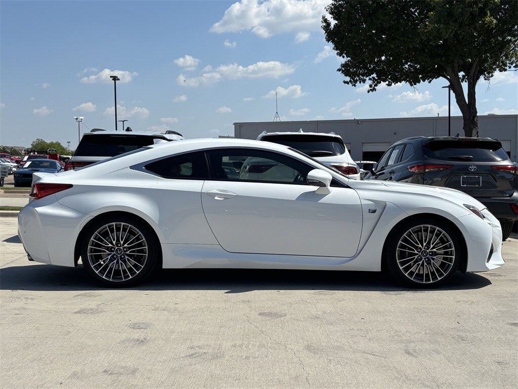2015 Lexus RC F photo 2