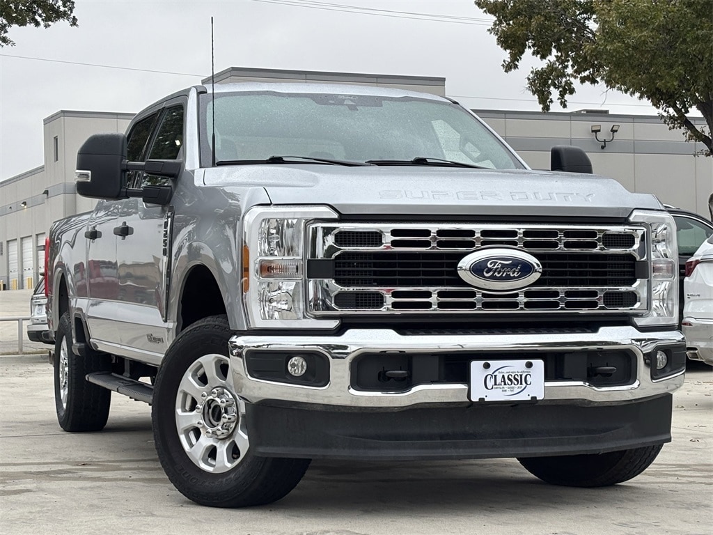 2024 Ford F-250 Super Duty XLT's photo