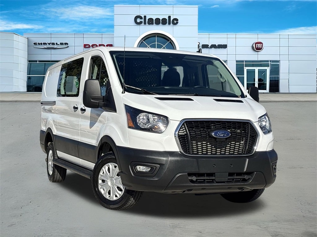 2024 Ford Transit Van Base's photo