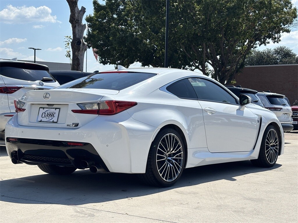 2015 Lexus RC F photo 3