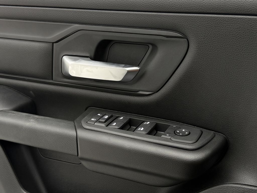2026 RAM 1500 Express - Photo 20