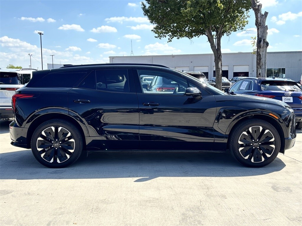2024 Chevrolet Blazer EV RS photo 3
