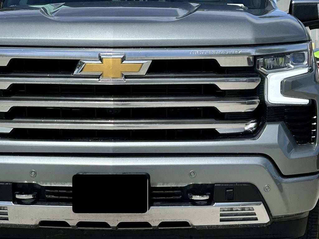 2025 Chevrolet Silverado 1500 High Country - Photo 10