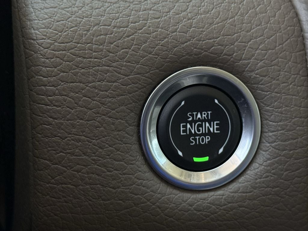 2024 GMC Yukon XL Denali - Photo 20