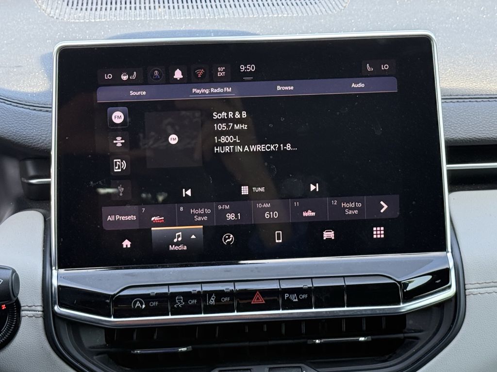 2025 Jeep Compass Limited - Photo 16