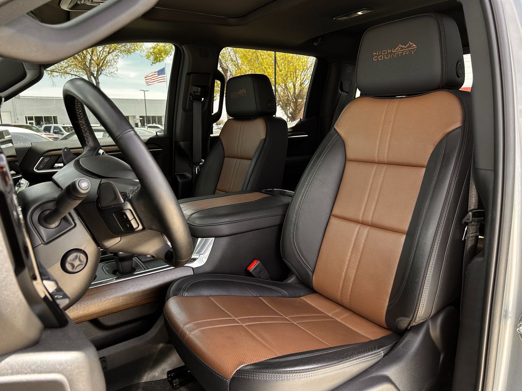 2025 Chevrolet Silverado 1500 High Country - Photo 30