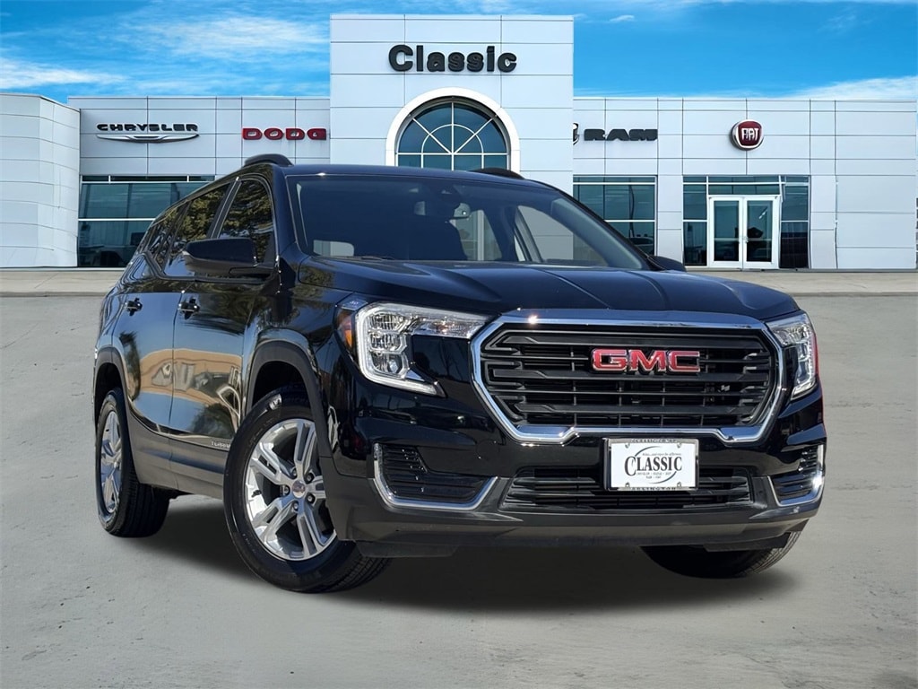 2022 GMC Terrain SLE's photo