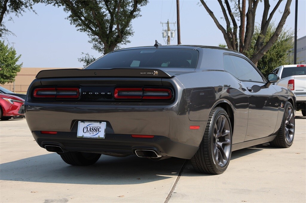 2022 Dodge Challenger R/T Scat Pack photo 4