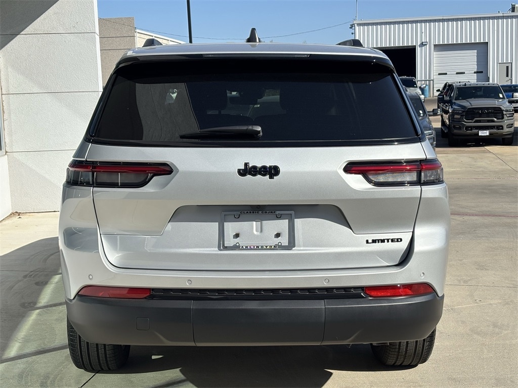 New 2025 Jeep Grand Cherokee L LIMITED 4X2 Sport Utility