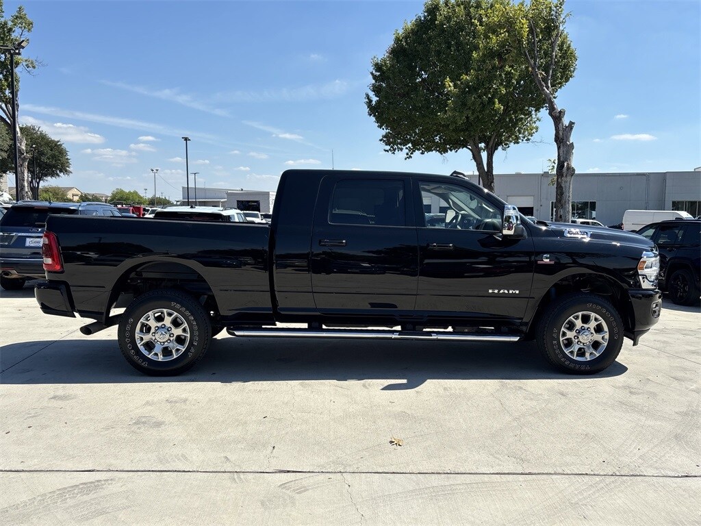 2024 Ram 2500 Laramie photo 2