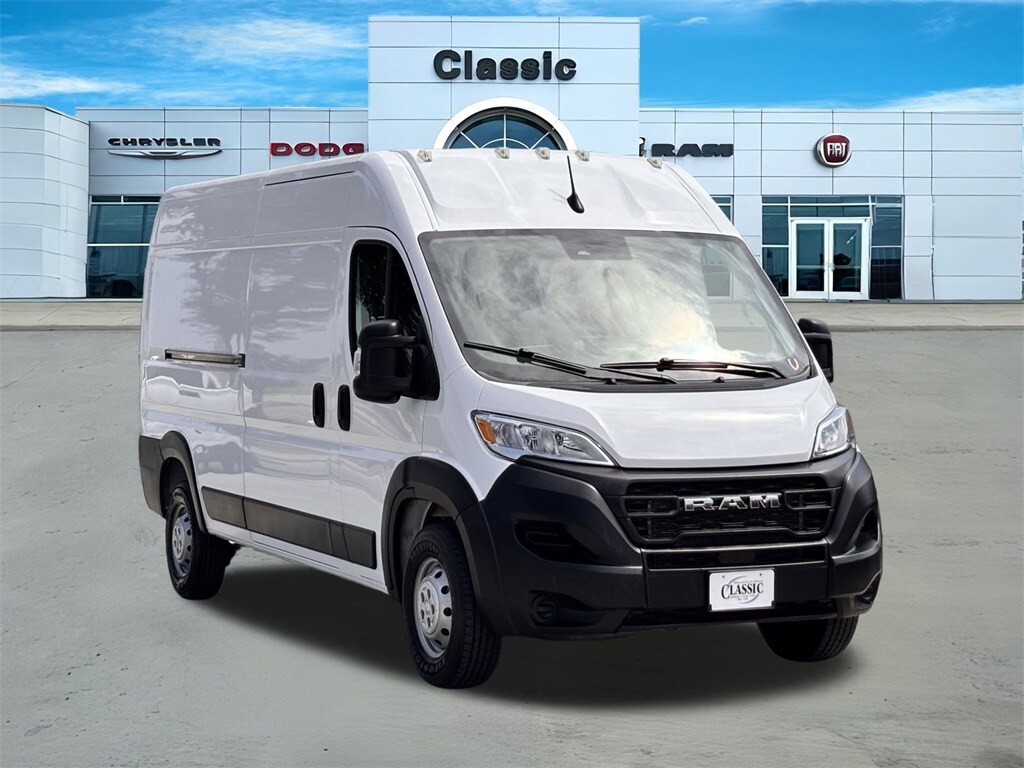 Used 2023 RAM ProMaster Cargo Van Base with VIN 3C6LRVDGXPE584181 for sale in Arlington, TX