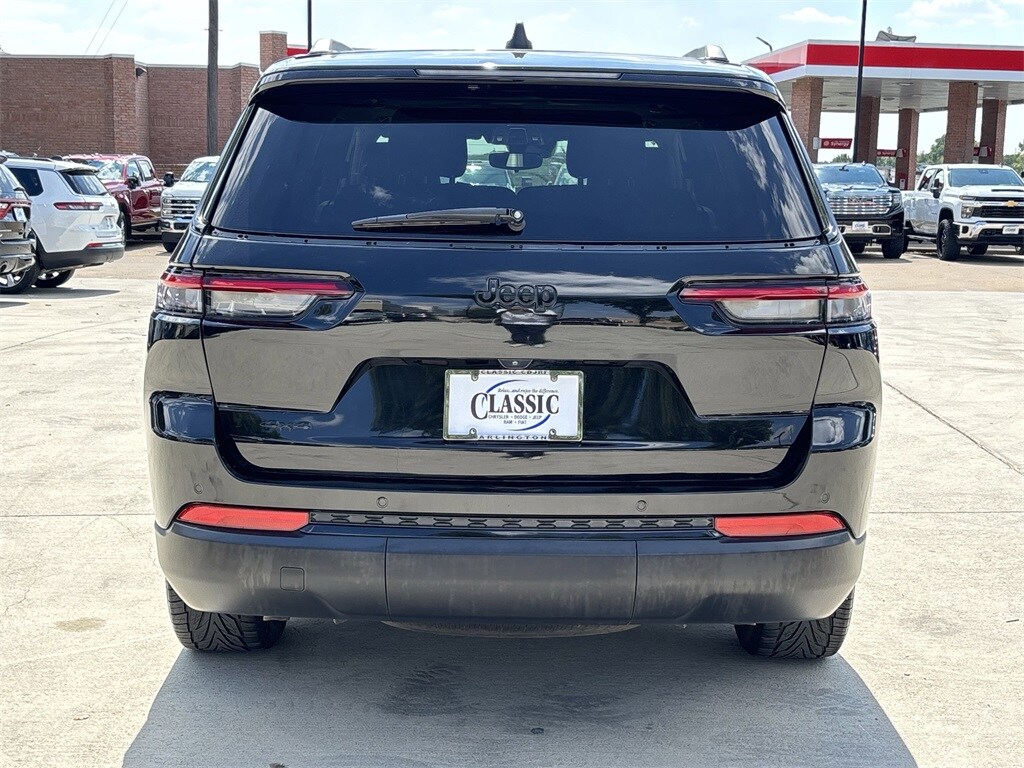 2021 Jeep Grand Cherokee Altitude photo 4