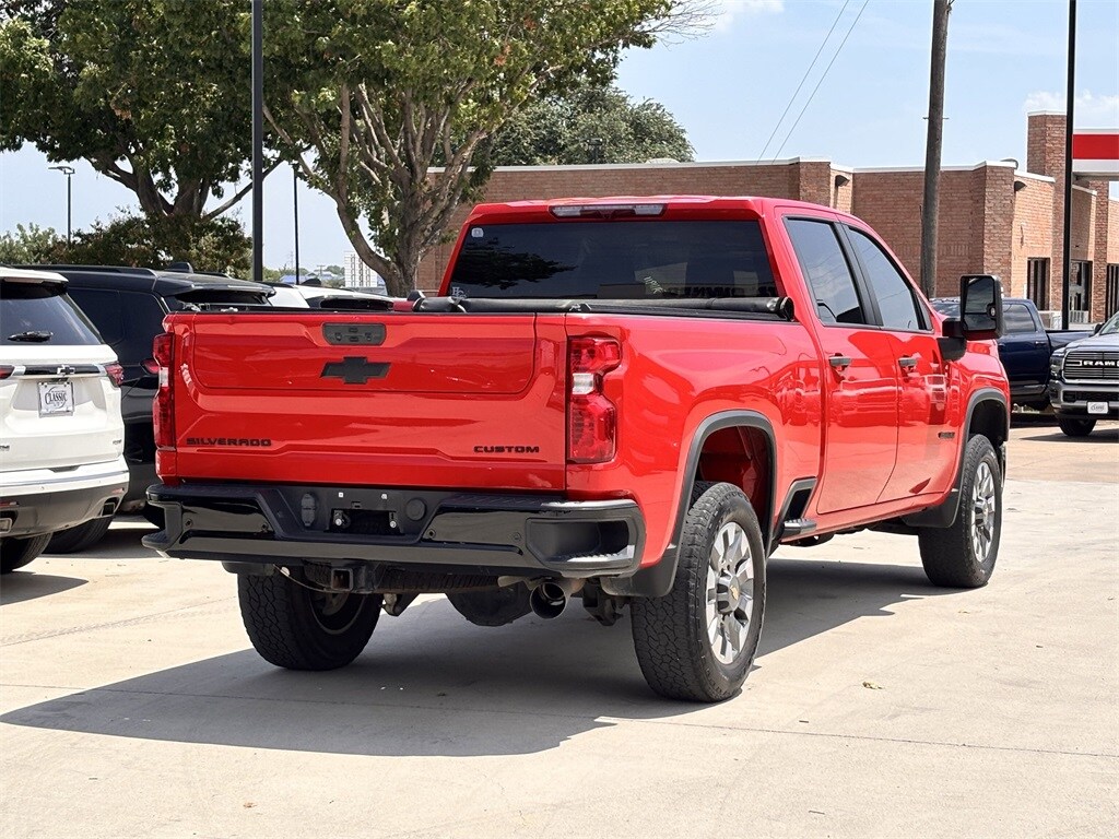2024 Chevrolet Silverado 2500HD Custom photo 4