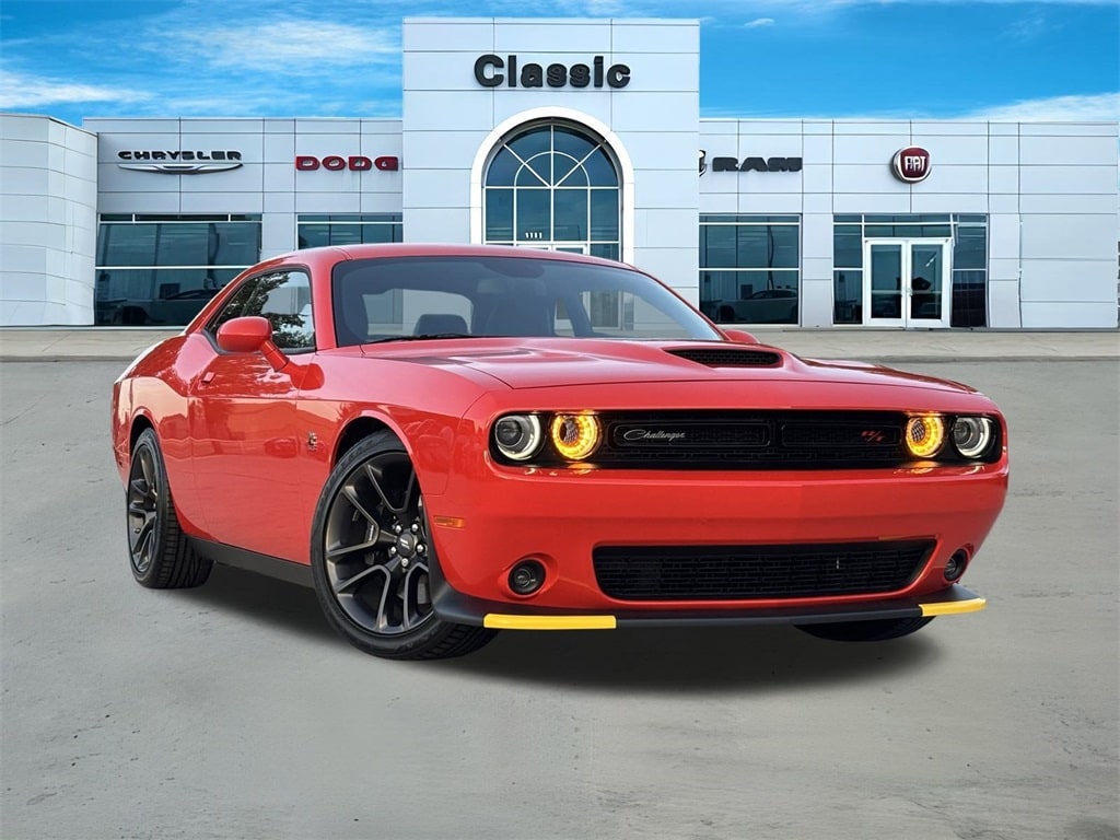 2021 Dodge Challenger R/T's photo