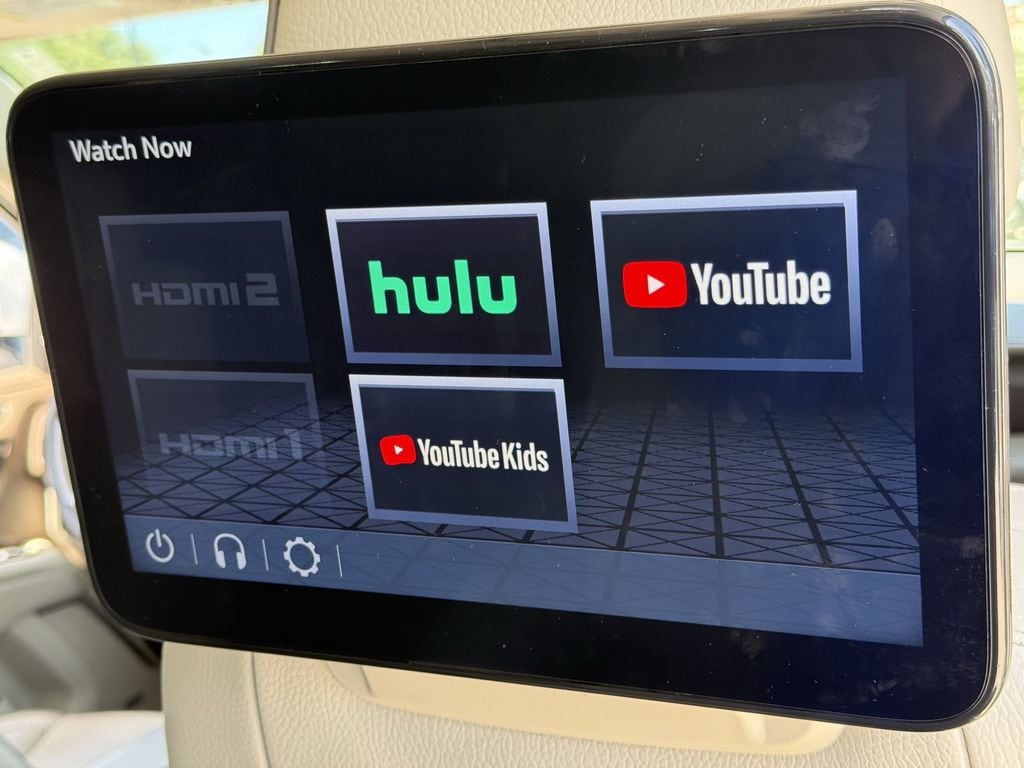2024 GMC Yukon XL Denali - Photo 31