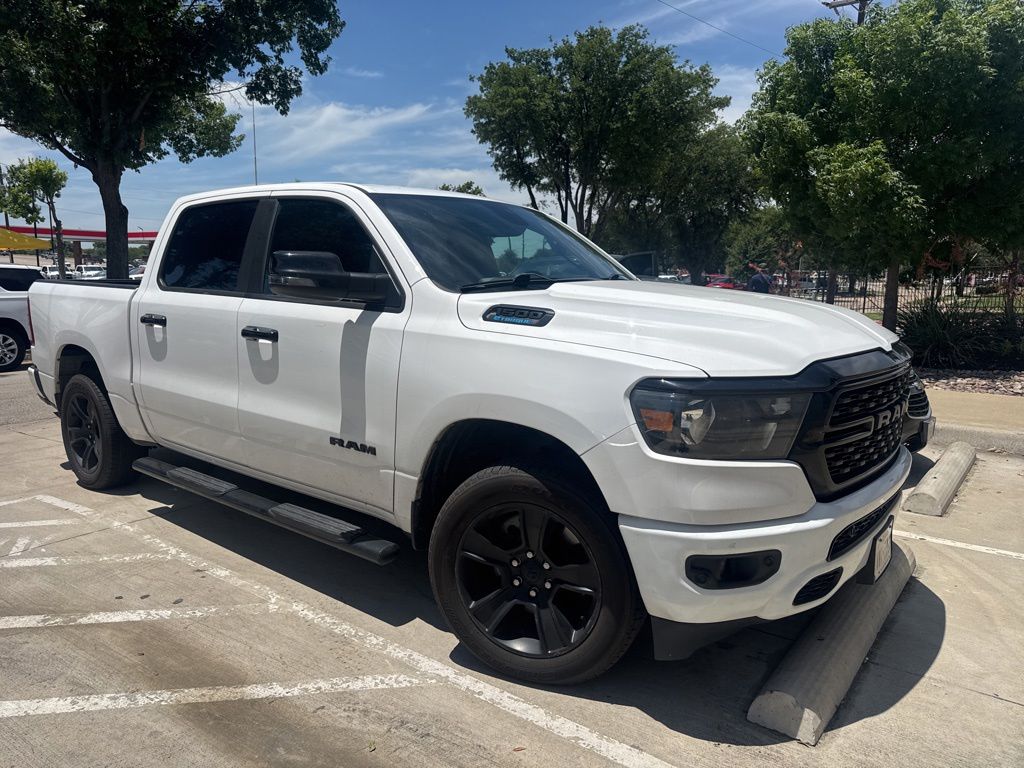 2023 RAM 1500 Big Horn/Lone Star 4x4 Crew Cab 5'7's photo