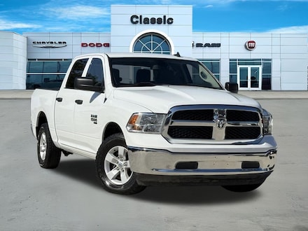2023 Ram 1500 Classic SLT Truck Crew Cab