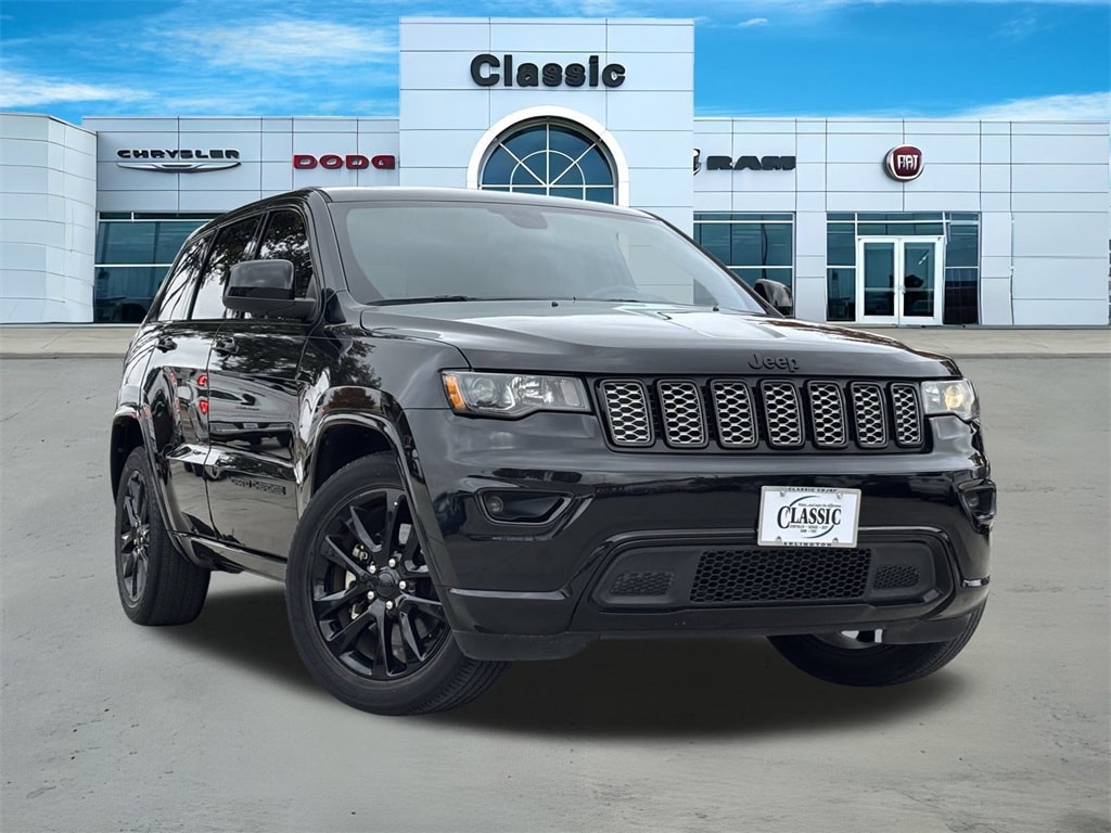 2021 Jeep Grand Cherokee Laredo X's photo