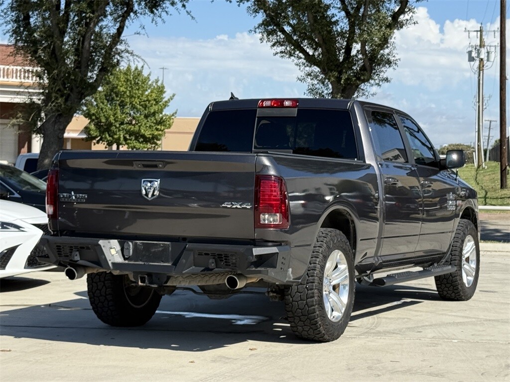 2016 Ram 1500 Sport photo 4