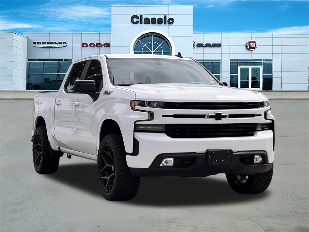 Used 2020 Chevrolet Silverado 1500 RST with VIN 3GCUYEED9LG114632 for sale in Arlington, TX