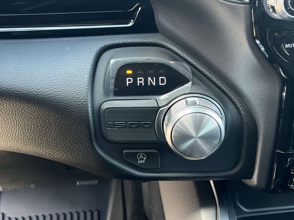 2026 RAM 1500 Laramie - Photo 18