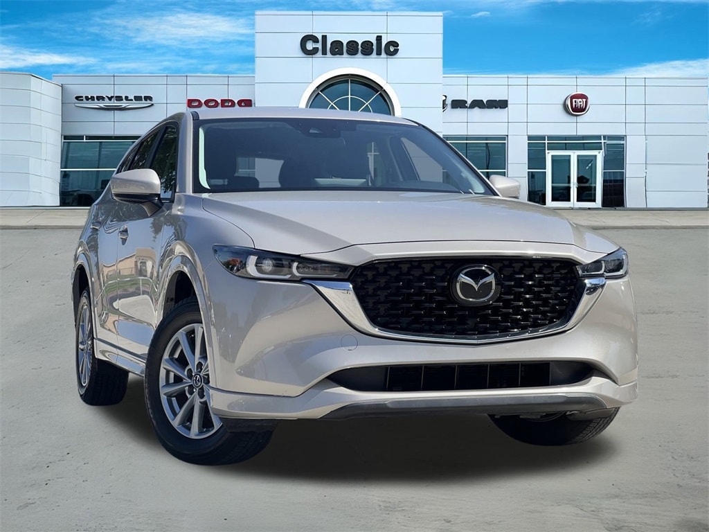 2024 Mazda CX-5 S Select Package's photo