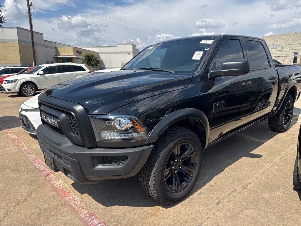 2024 Ram 1500 SLT Warlock photo 2
