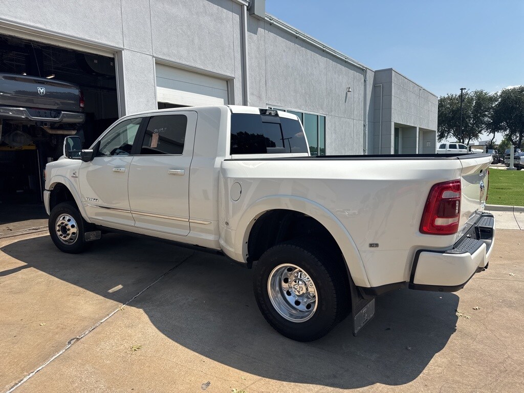 2024 Ram 3500 Limited photo 4