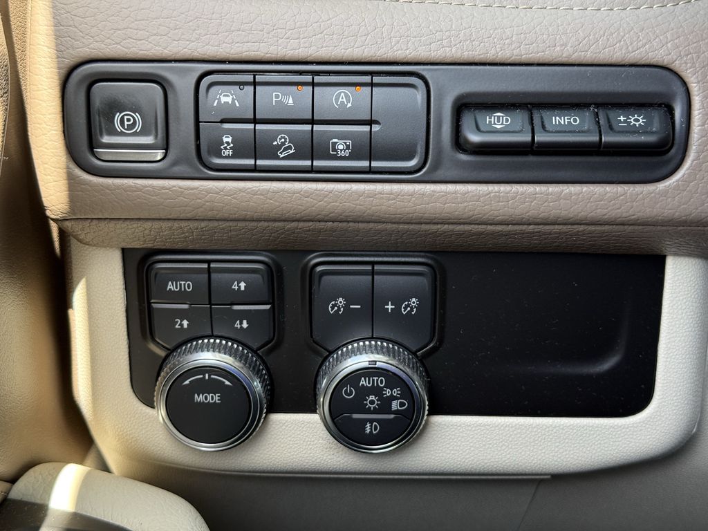 2024 GMC Yukon XL Denali - Photo 21