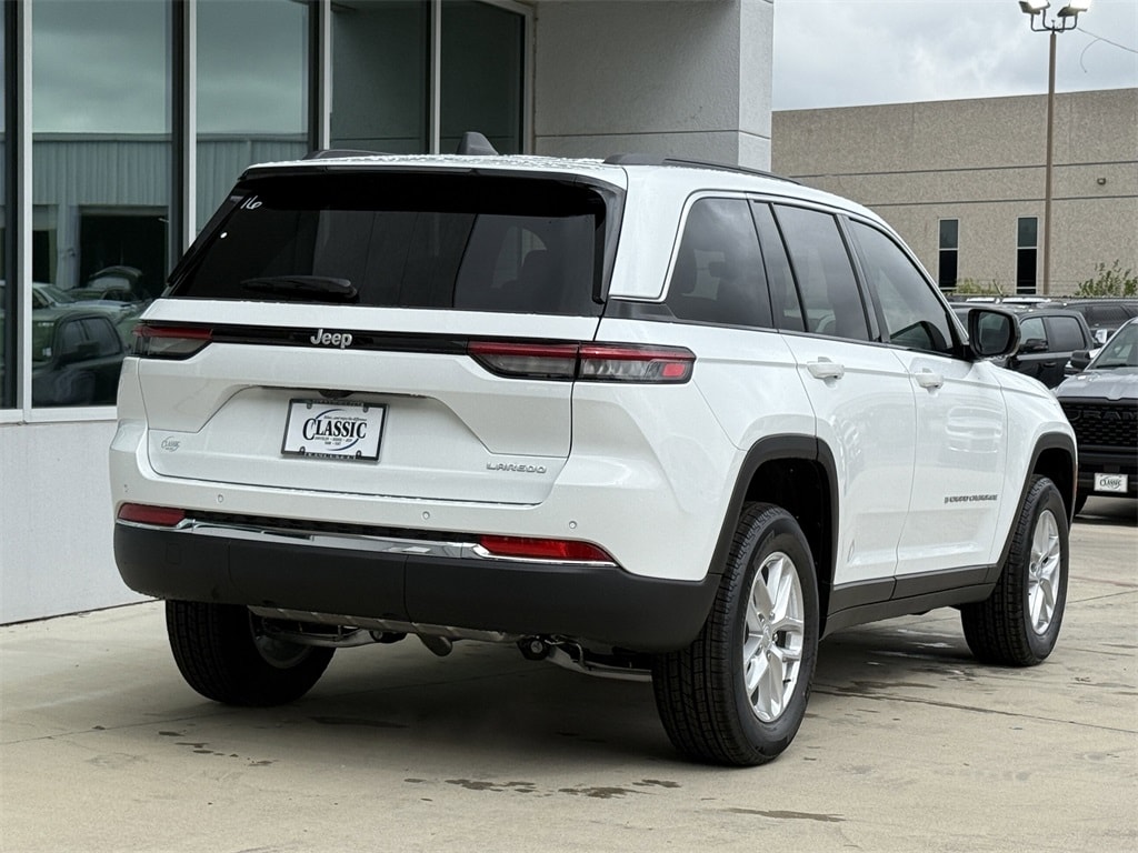 New 2025 Jeep Grand Cherokee Laredo X Sport Utility