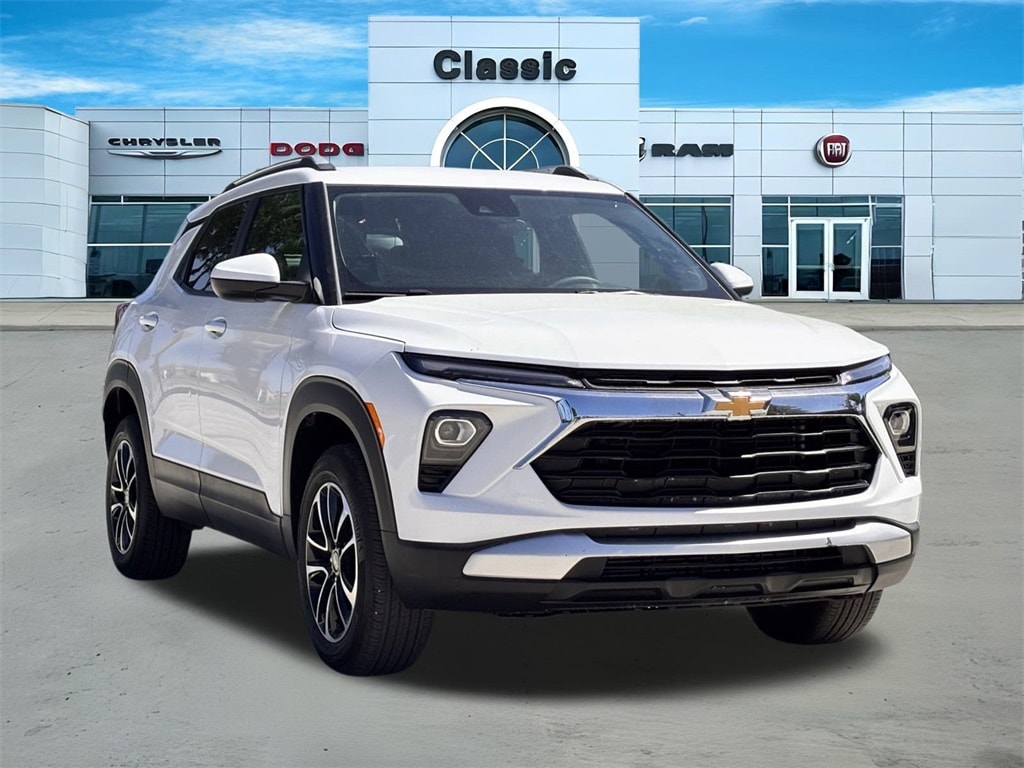 Used 2025 Chevrolet Trailblazer LT with VIN KL79MRSL6SB062532 for sale in Arlington, TX