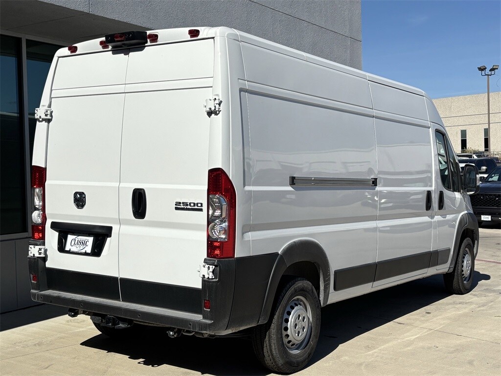 2025 Ram ProMaster 2500 photo 2