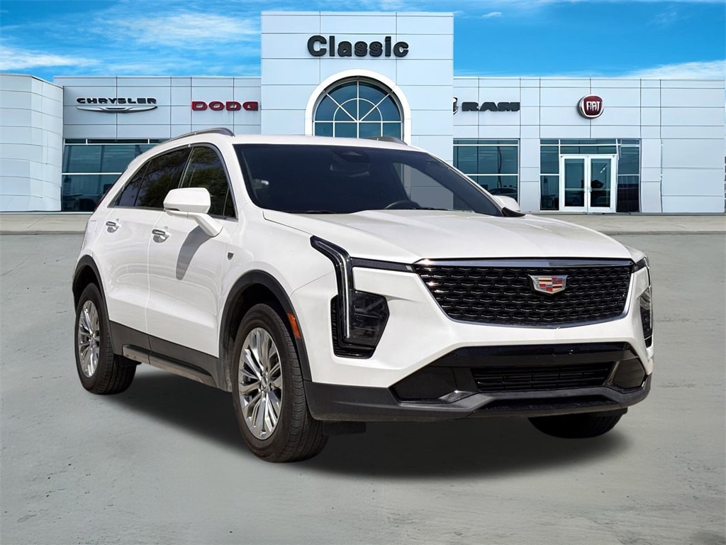 Used 2024 Cadillac XT4 Premium Luxury with VIN 1GYFZDR46RF128776 for sale in Arlington, TX