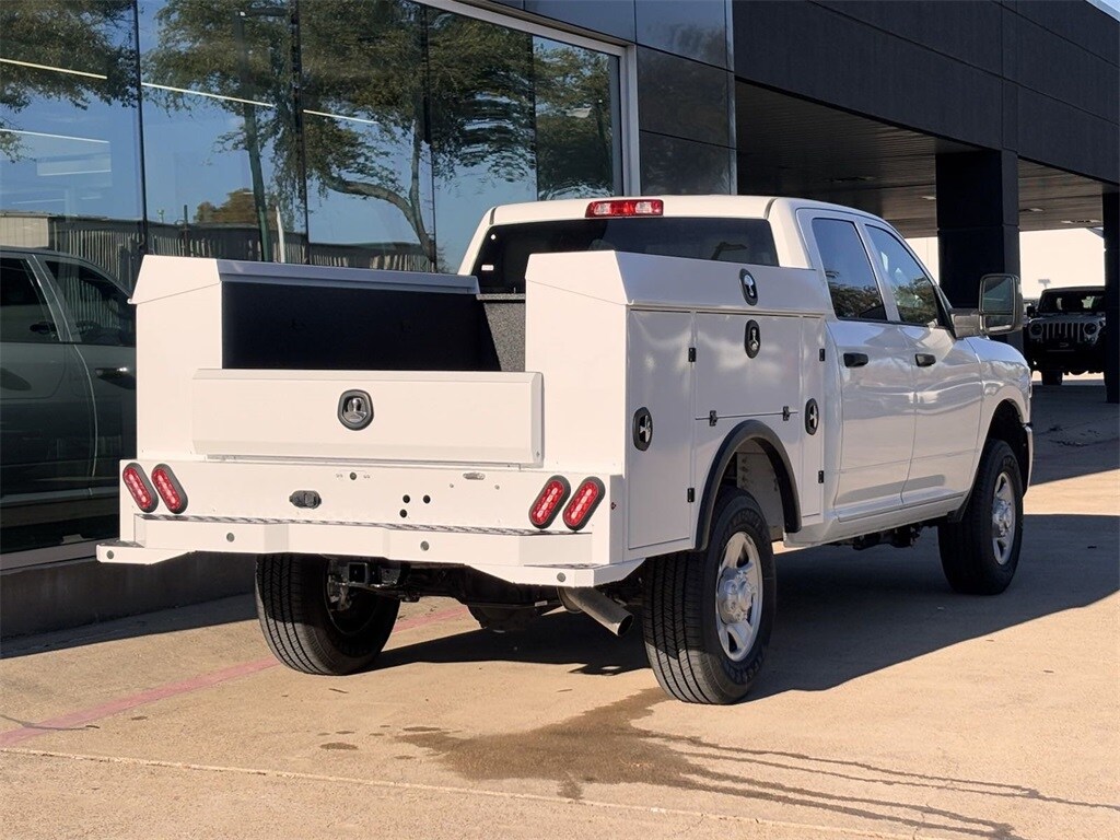 2024 Ram 2500 Tradesman photo 3