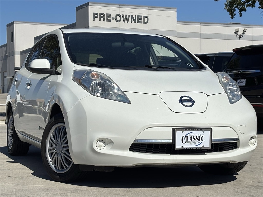 2015 Nissan LEAF S