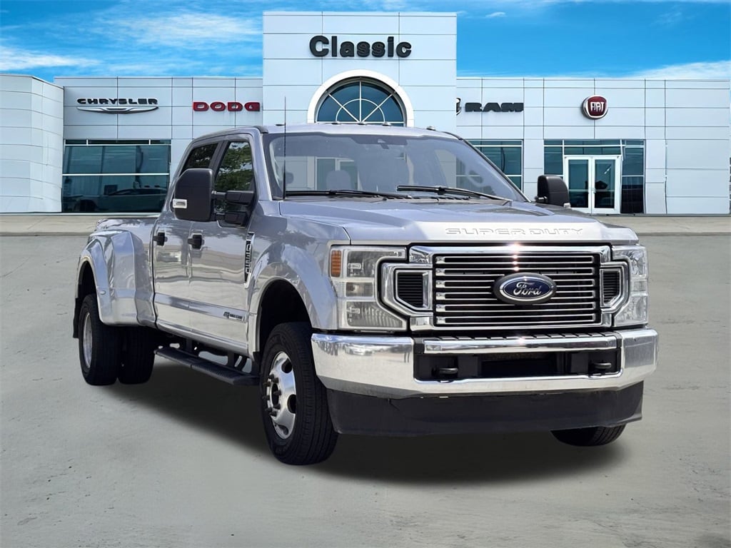 Used 2022 Ford F-350 Super Duty XL with VIN 1FT8W3DT5NED29617 for sale in Arlington, TX