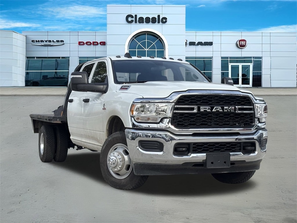 2024 RAM Ram 3500 Chassis Cab Tradesman's photo
