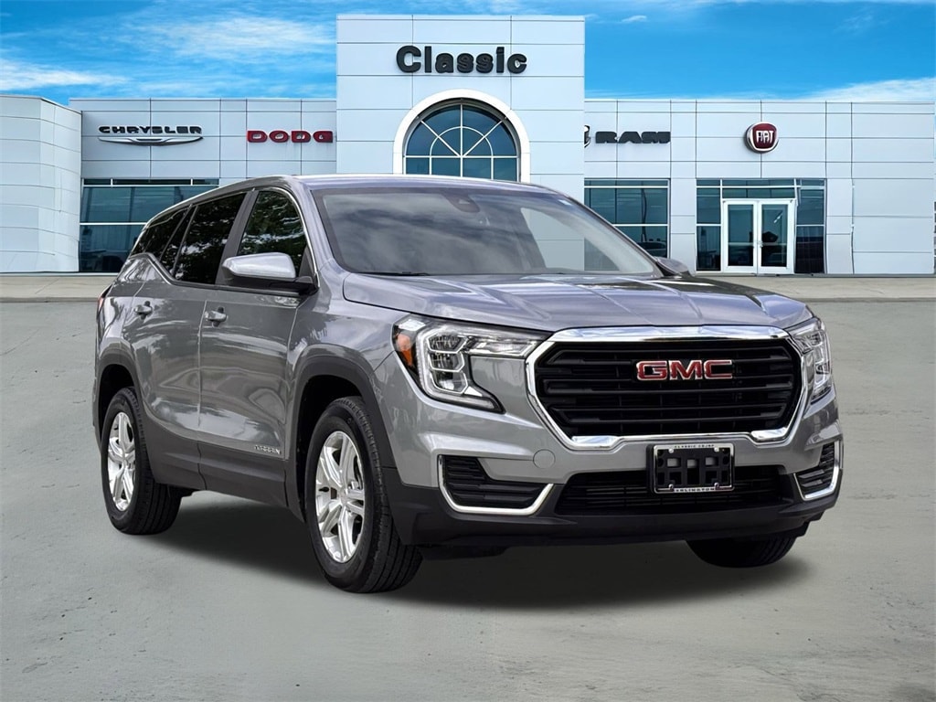 Used 2024 GMC Terrain SLE with VIN 3GKALMEGXRL249516 for sale in Arlington, TX