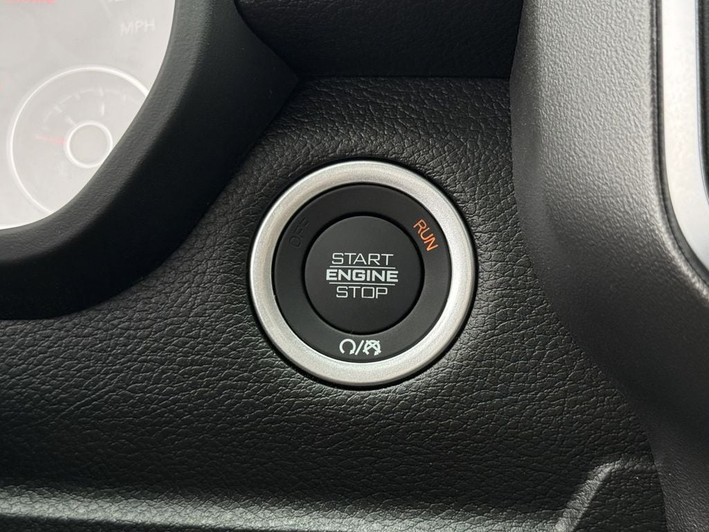 2026 RAM 1500 Express - Photo 18