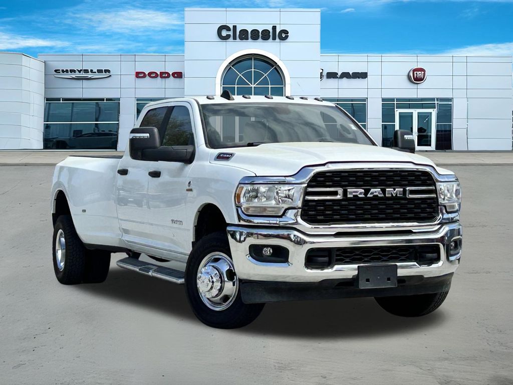 2024 RAM 3500 Big Horn 4X4 Crew Cab LWB's photo