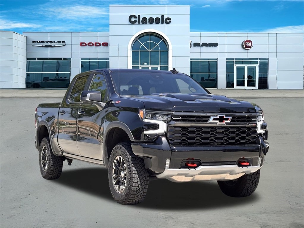 Used 2024 Chevrolet Silverado 1500 ZR2 with VIN 3GCUDHE87RG458677 for sale in Arlington, TX