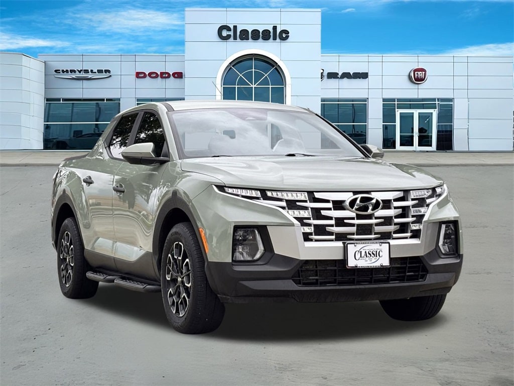 Used 2024 Hyundai Santa Cruz SEL with VIN 5NTJBDDE7RH109147 for sale in Arlington, TX