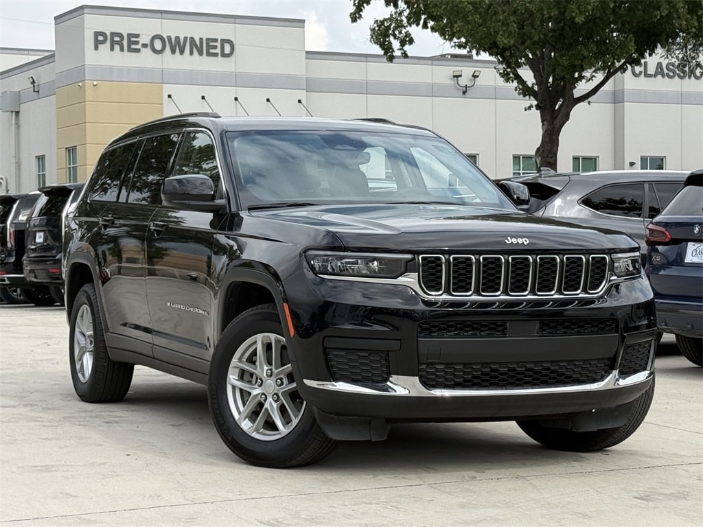 Used 2024 Jeep Grand Cherokee L Laredo SUV