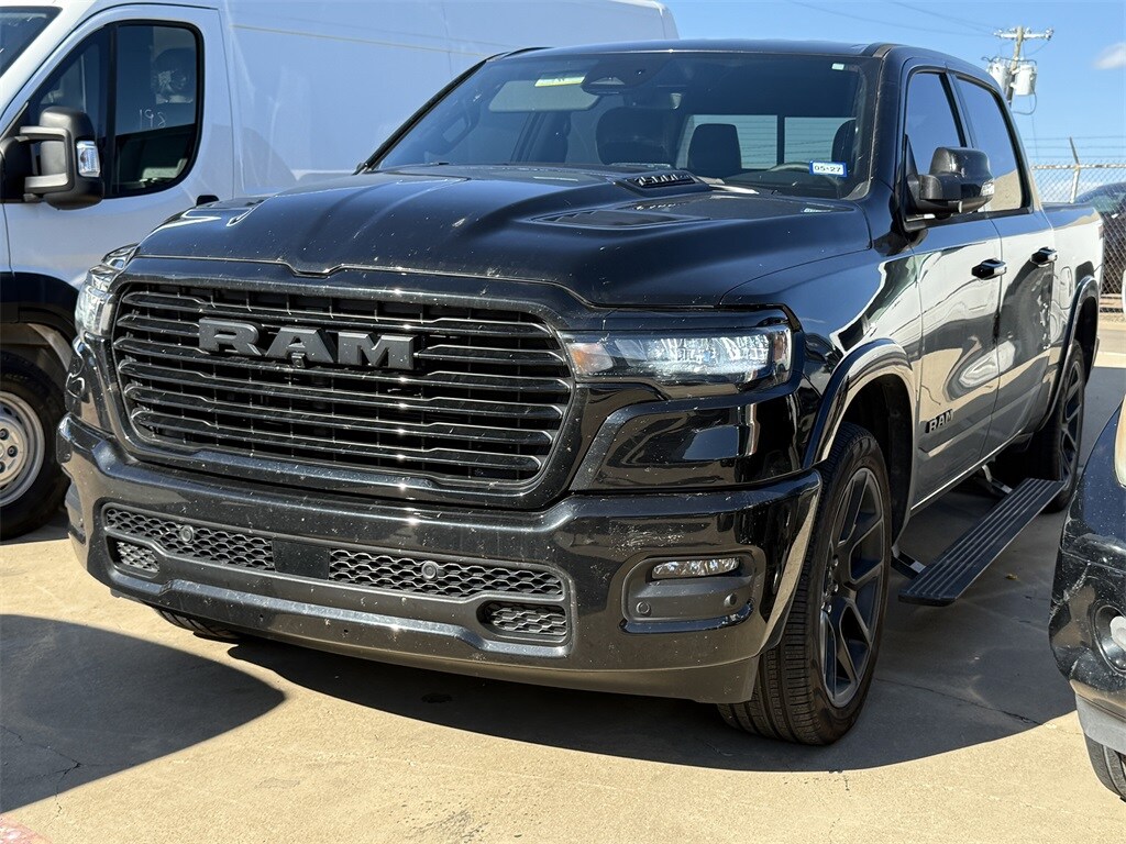 2025 Ram 1500 Laramie photo 2