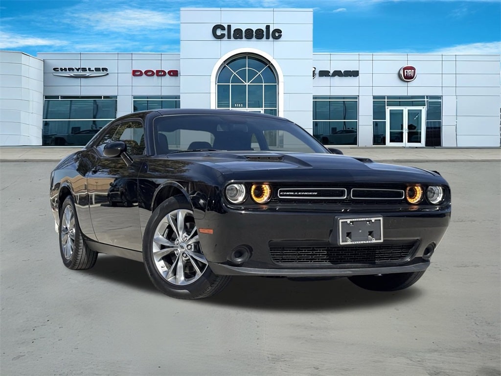 2023 Dodge Challenger SXT