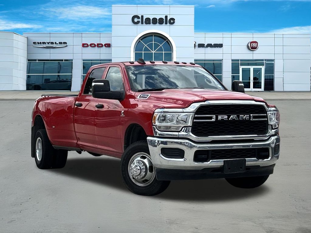 2024 RAM 3500 Tradesman 4X4 Crew Cab LWB's photo