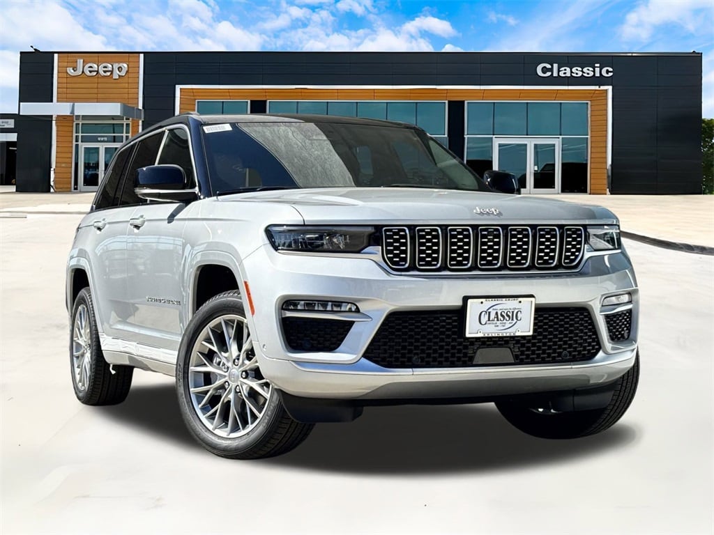 2025 Jeep Grand Cherokee Summit's photo