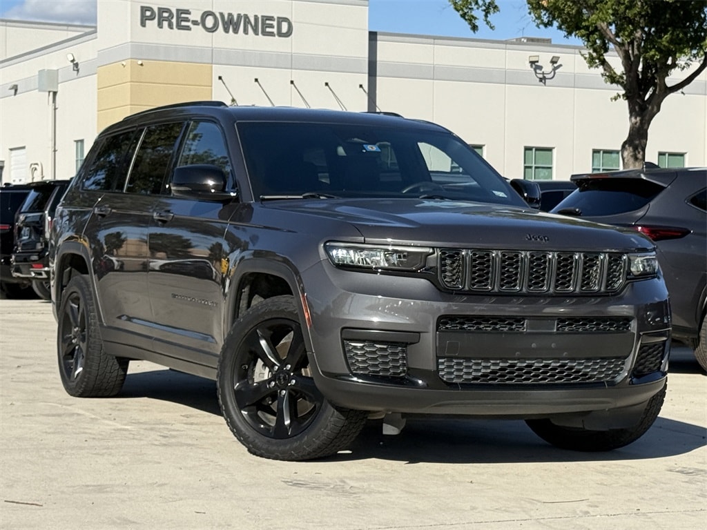 Used 2022 Jeep New Grand Cherokee Altitude SUV