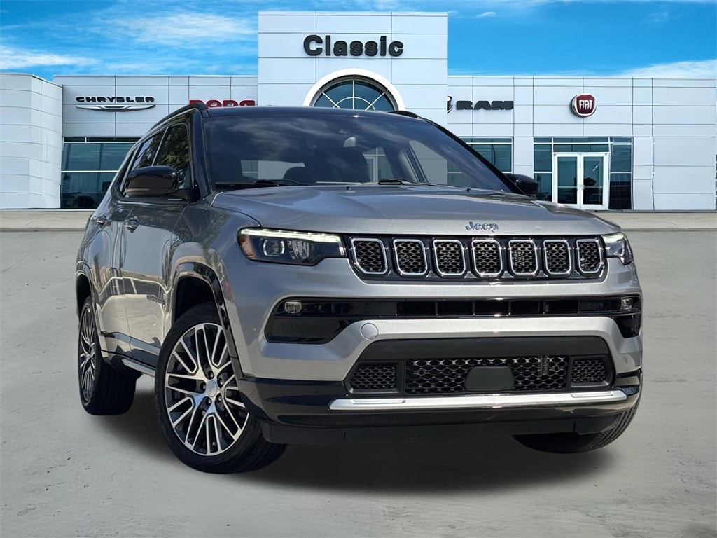 2023 Jeep Compass Limited's photo