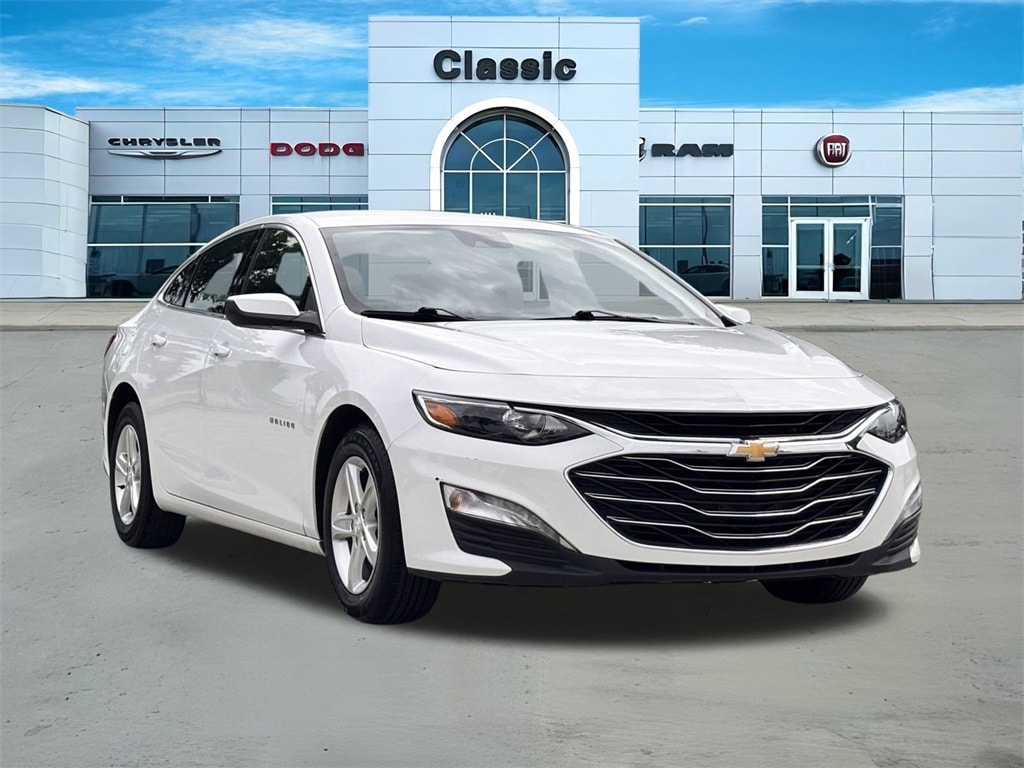 Used 2023 Chevrolet Malibu 1LT with VIN 1G1ZD5ST5PF182715 for sale in Arlington, TX